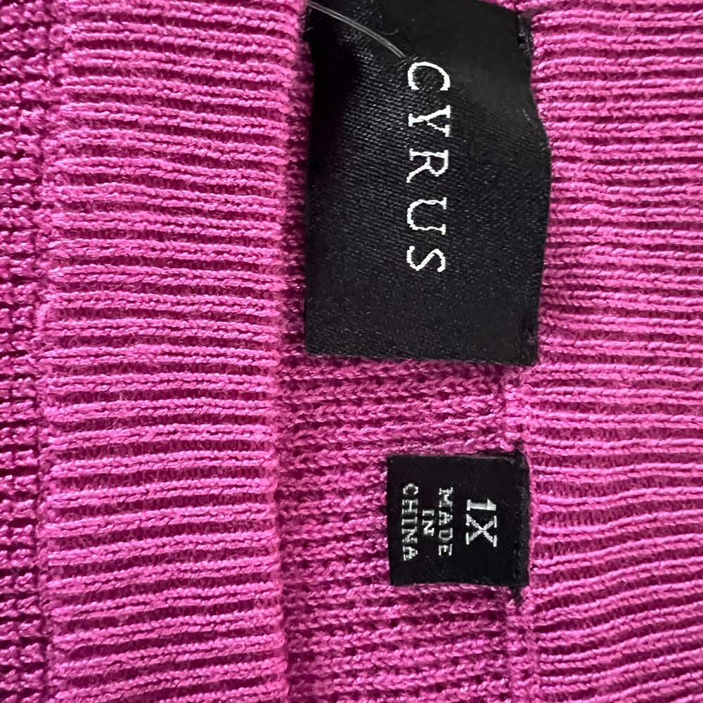 NWT- Cyrus Women's Pink Waffle Knit  Sweater - Picture 3 of 4